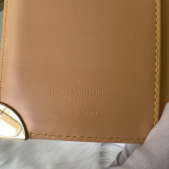 Auth Murakami Agenda Wallet EUC comes with dust bag - Picture 9 of 15